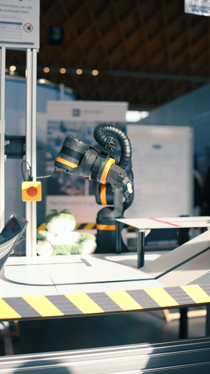 A test track for a robot